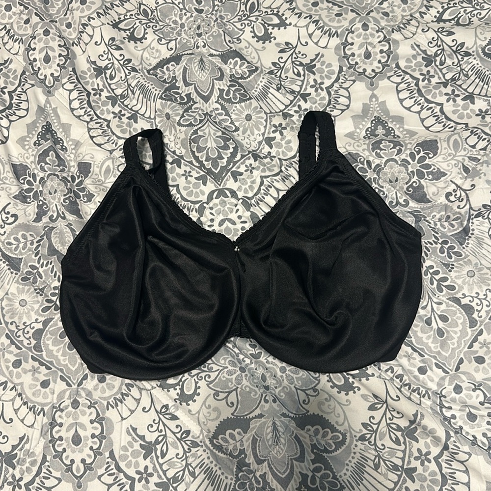 Wacoal Womens Full Figure Simple Shaping Minimizer Bra